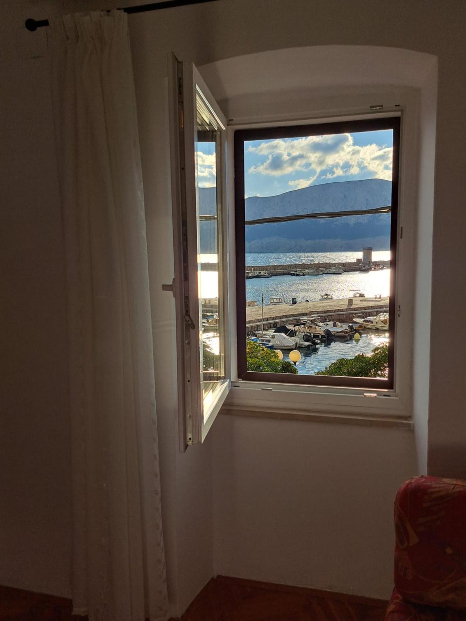 Kuca Sa Pogledom Na More- Paula Baška Exterior foto